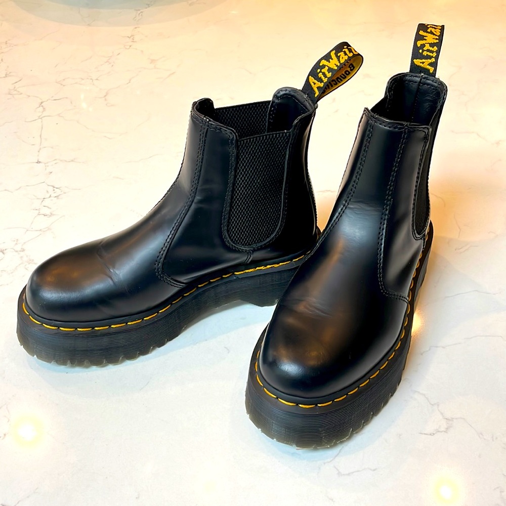 Dr Martens Chelsea Platform size 8